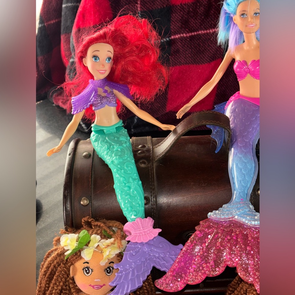 Barbie Ariel Disney Mermaid Dolls Bundle - Picture 4 of 9